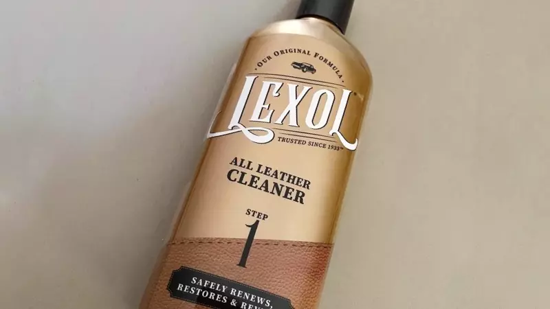 how to use Lexol leather cleaner