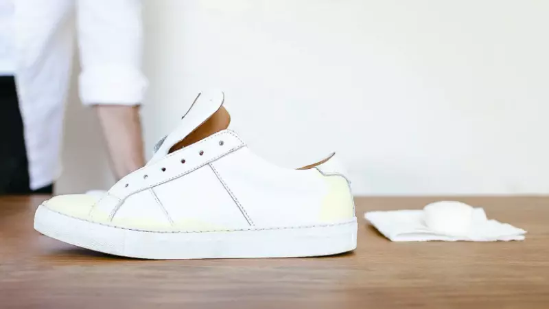 how to remove yellow stains from white leather shoes