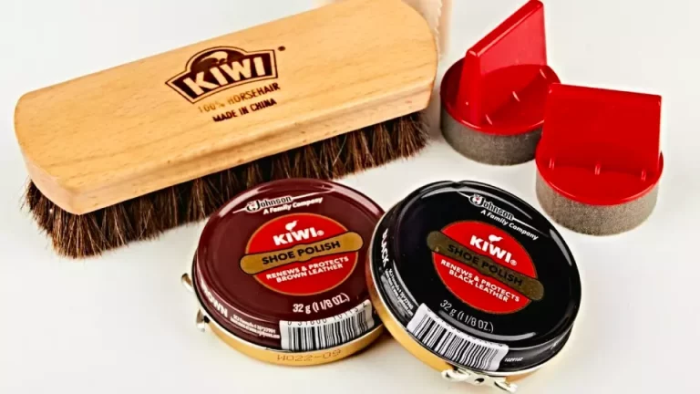 How to Use The Kiwi Leather Care Kit on Leather Shoes
